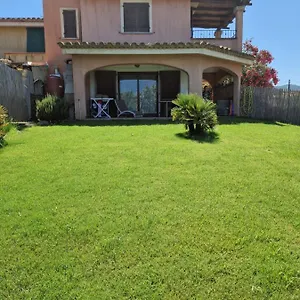 Isabel 2 Villa Villasimius